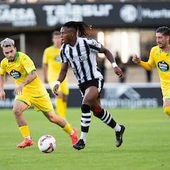 Los laterales complican al Depor otra vez: Ximo está lesionado, Escudero es duda