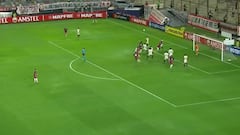¡Como si fuese un ‘9′! Paulo Díaz marcó este gol para River Plate en la Copa Libertadores