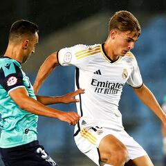 Ejercicio de madurez del Castilla para estrenarse en casa