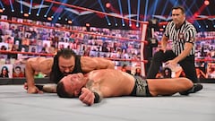 Drew McIntyre ataca a Randy Orton en Raw.