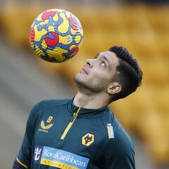 Gol de Raúl Jiménez fue nominado al mejor del mes