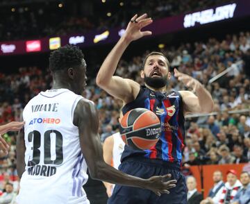 Eli Ndiaye y Nikola Mirotic.