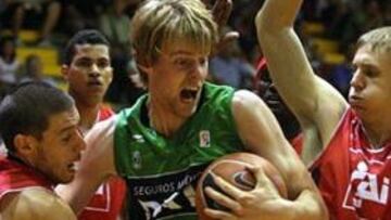 Norel podrá seguir jugando como jugador en formación