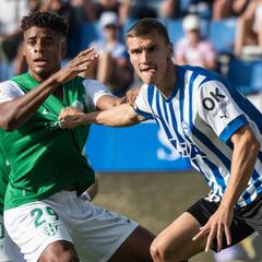 Aprobados y suspensos del Alavés: victoria con sufrimiento final