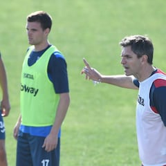 Comienza la era Pellegrino: madrugón y sesión enérgica