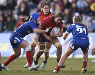 Im¨¢genes de la semifinal del Campeonato de Europa de rugby femenino disputada en el Estadio Central de la Universidad Complutense entre la selecci¨®n espa?ola, dirigida por Jos¨¦ Antonio Barrio, y la selecci¨®n rusa.