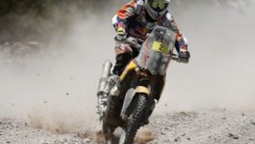 Coma, nuevo líder destacado de motos tras ganar la quinta etapa