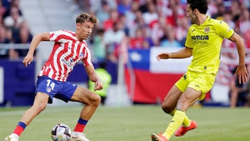 MADRID, SPAIN - AUGUST 21: Marcos Llorente of Atletico Madrid Pau Torres of Villarreal  during the La Liga Santander  match between Atletico Madrid v Villarreal at the Civitas Metropolitano stadium on August 21, 2022 in Madrid Spain (Photo by David S. Bustamante/Soccrates/Getty Images)