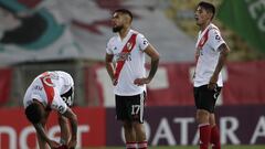 RIO DE JANEIRO, BRAZIL - APRIL 22: (L-R) Enzo P&eacute;rez, Paulo D&iacute;az and Fabricio Angileri of River Plate react after a match between Fluminense and River Plate as part of group D of Copa CONMEBOL Libertadores 2021 at Maracana Stadium on April 22, 2021 in Rio de Janeiro, Brazil. (Photo by Silvia Izquierdo - Pool/Getty Images)