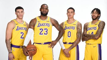 Lonzo Ball, LeBron James, Kyle Kuzma y Brandon Ingram.