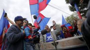 Masivo 'banderazo' marca la última práctica de la U