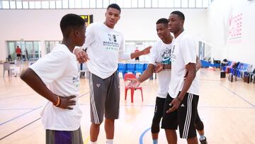 El 4º Antetokounmpo: "Espero llegar al nivel de mis hermanos"