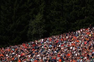 Seguidores en el circuito de Spa-Francorchamps.