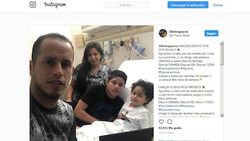 El 'Lobo' Guerra, feliz tras el susto de su hijo en la piscina