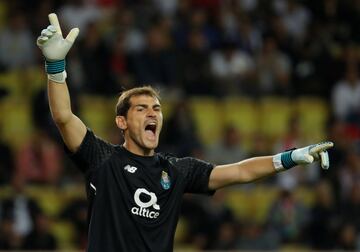 Iker Casillas portero del Oporto en el partido de Champions League del 26 de septiembre de 2017 contra el Mónaco