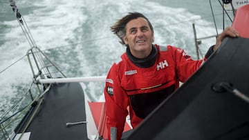 Yannick Bestaven, a bordo del &#039;Maitre Coq&#039;, el barco con el que participa en la Vend&eacute;e Globe.