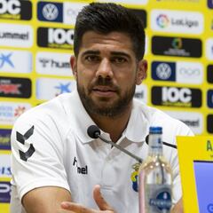 Las Palmas pudo jugar en la Península el resto de Liga