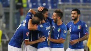 Los jugadores de Italia festejan la victoria.