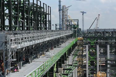 ¿Problemas con el diésel?: preparan cargamento de DUBa desde una importante refinería ante la falta de estructura