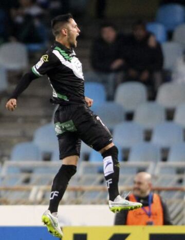 Florin Andone celebra el 0-1.