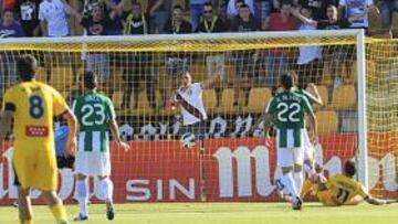 <b>RACHA. </b>Kike López abrió la lata para el Alcorcón que logra ganar por cuarta vez consecutiva.