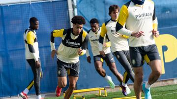 Buchanan y Pedraza, las caras nuevas en el Villarreal
