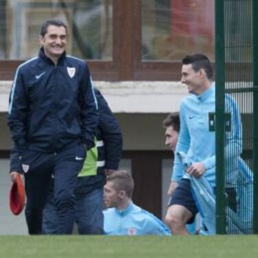 El león Aritz Aduriz salta esta tarde a la arena del Coliseum