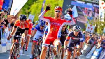 Nacer Bouhanni marca su décima victoria de la temporada.
