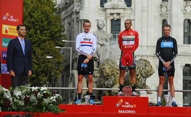 Su primera gran aparición fue en la Vuelta a España de 2011. Ganó una etapa y llegó a vestir el rojo. Terminó tercero tras Juanjo Cobo y su compañero Wiggins.