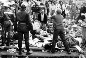 El 20 de octubre de 1982, en el estadio de Moscú se disputaba el partido de ida de los dieciseisavos de la Copa de la UEFA entre el Spartak de Moscú y el HFC Haarlem neerlandés. La tragedia, en forma de avalancha humana, se produjo cuando miles de aficionados, que abandonaron el estadio antes del final del partido, volvían a las gradas tras el gol de la victoria del Spartak en el último minuto. Dejó 340 muertos.
