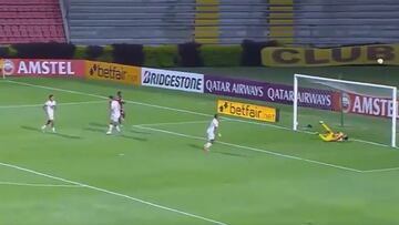 La atajada clave del arquero de La Calera: ¡qué reflejos!