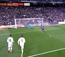 El Panenka de Luis Suárez en el 0-3 que silenció al Bernabéu