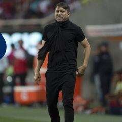 Eduardo Coudet estaría en la órbita de Pumas como nuevo DT