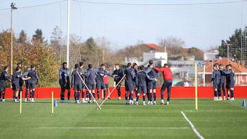08-01-24. GIJÓN. ENTRENAMIENTO DEL SPORTING EN MAREO.