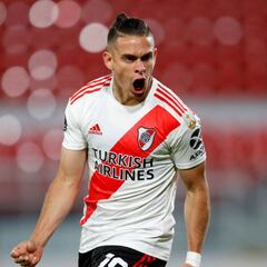 Cavenaghi elogia a Santos Borré: "Me encanta su despliegue"