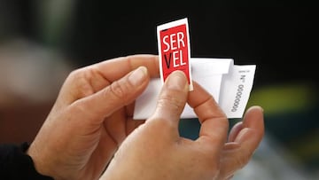 Servel lanza nuevas ofertas en Chile con sueldos que superan los $3.5 millones: así puedes postular