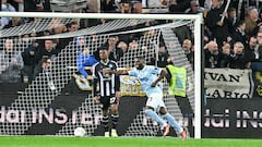 Boga mantiene a la Juventus en la zona Champions