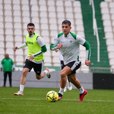 Vilarrasa deja señas de su recuperación ante el filial