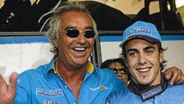 <b>SU PILOTO PREFERIDO.</B> Briatore afirma que la progresión de Alonso a lo largo del año fue excepcional.