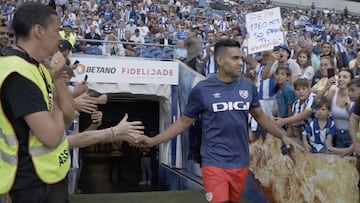 Rendido a sus pies: Do Dragão emociona a Falcao