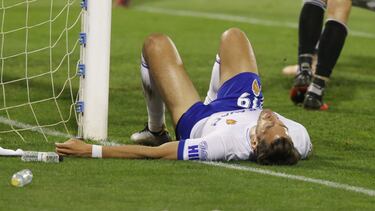 Álex Alegría, tumbado en el partido contra el Cartagena.