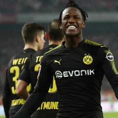 Stoger praises Batshuayi after "dream" Dortmund debut