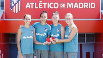 Ainhoa Moraza, Lola Gallardo, Carmen Menayo y Merle Barth.