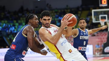 Santi Aldama, ala-pívot de la Selección, ante Chipre en el Eurobasket 2025.