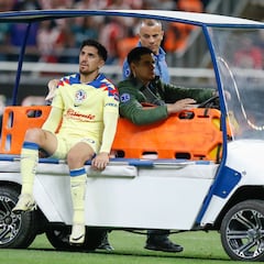 Diego Valdés salió lesionado del Clásico Nacional