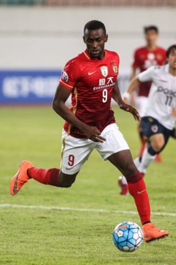 Jackson Martinez del Guangdong Evergrande, 12,5 millones de euros al año.