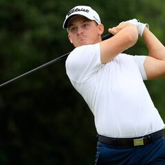 Los estadounidenses Cauley y Finau comparten liderato