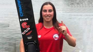 Fue campeona mundial Sub 21 de esquí náutico y consiguió medalla de bronce en Lima 2019.