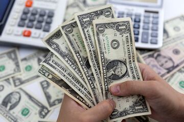 El dólar registra otra ganancia semanal. Aquí el tipo de cambio en Costa Rica, Guatemala, México y más este sábado 17 de febrero.