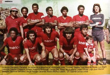 Tributo a los campeones del primer título del América